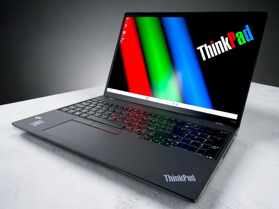 Lenovo ThinkPad P16s Gen 1 16" 2.5K i7-1260P 32RAM 512GB Quadro T550 Перфектен! Гаранция!