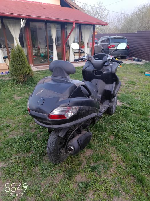 Piaggio MP3, 125 cm³