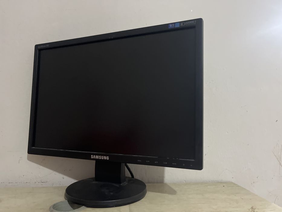 Компьютер Монитор