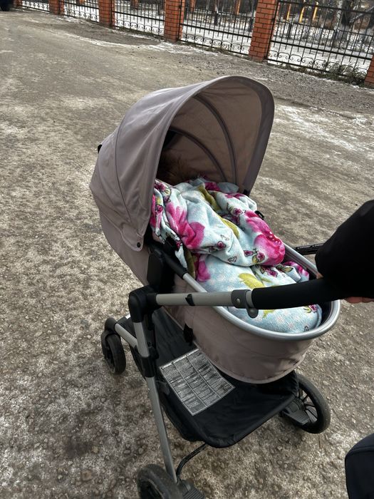 Продам коляску с автолюлькой