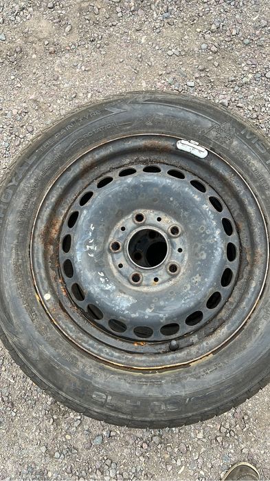 Продам запаску на размер р15