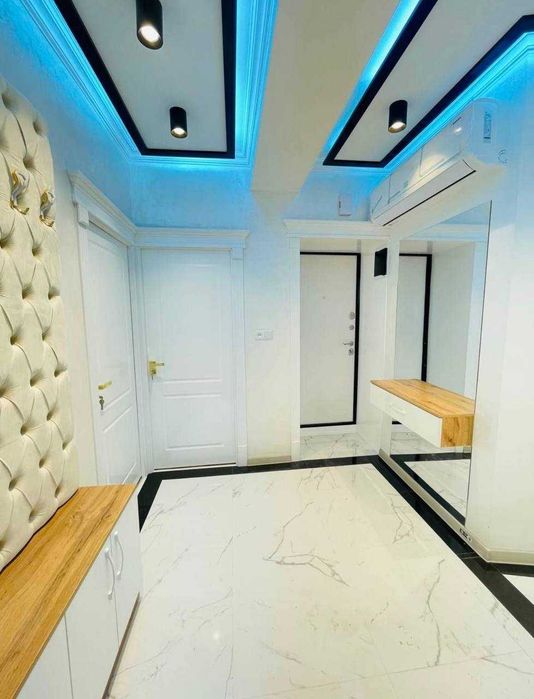 Сдаётся прекрасная 2х-комн квартира в самом центре города | Ц-1