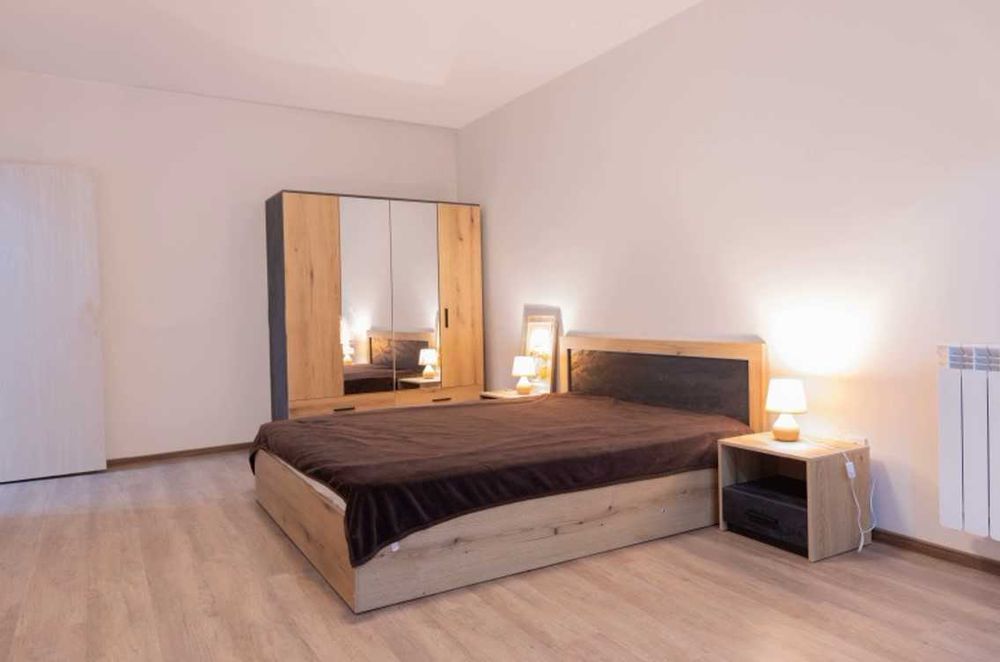 Тристаен апартамент под наем в ж.к. Лозенец, 2178403