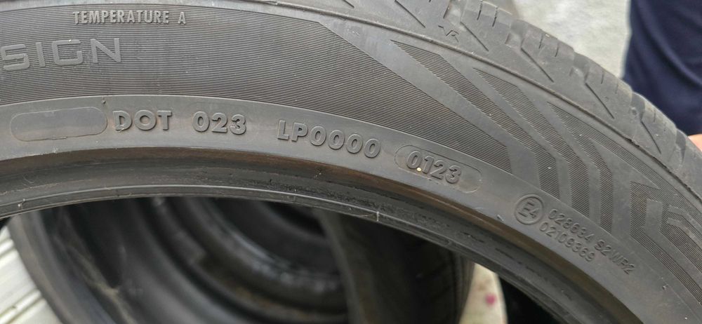 Гуми VREDESTEIN 20'' цола -  всесезонни