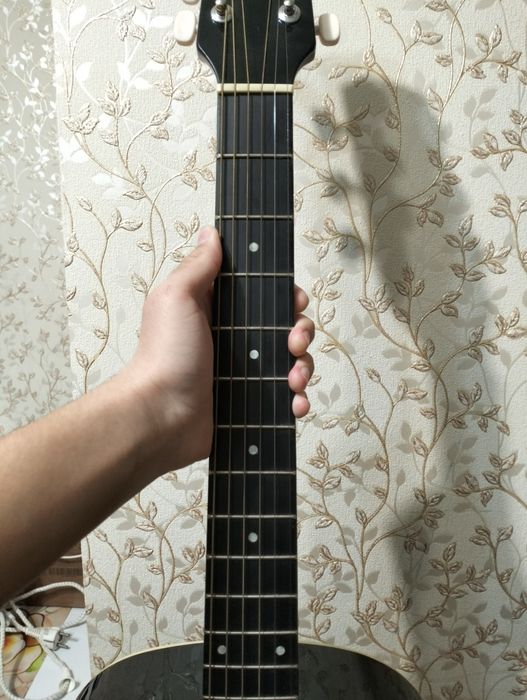 Гитара акустическая с чехлом
