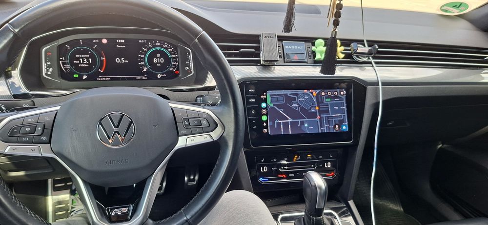 Proprietar vând Vw Passat B 8.5  R-LINE  2022