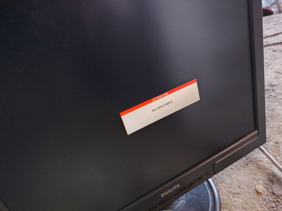 Монитор за компютър Philips hns7170t