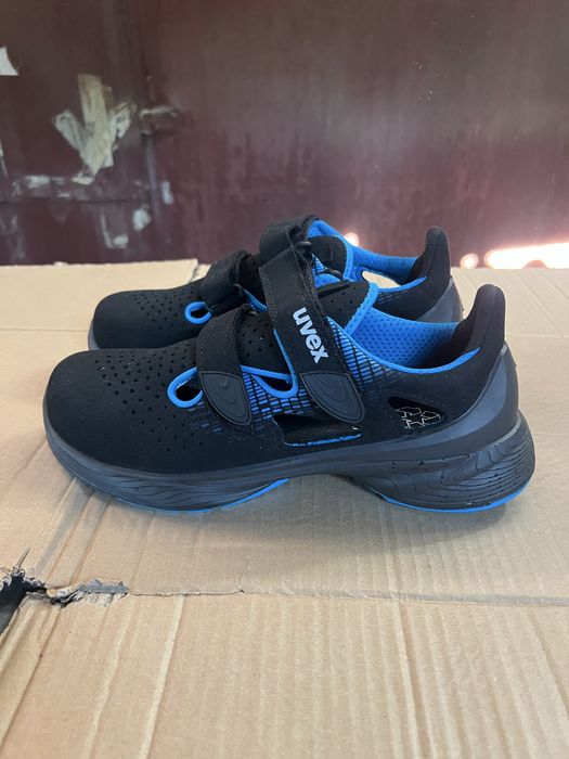 Vand sandale protectie Uvex marimea 42