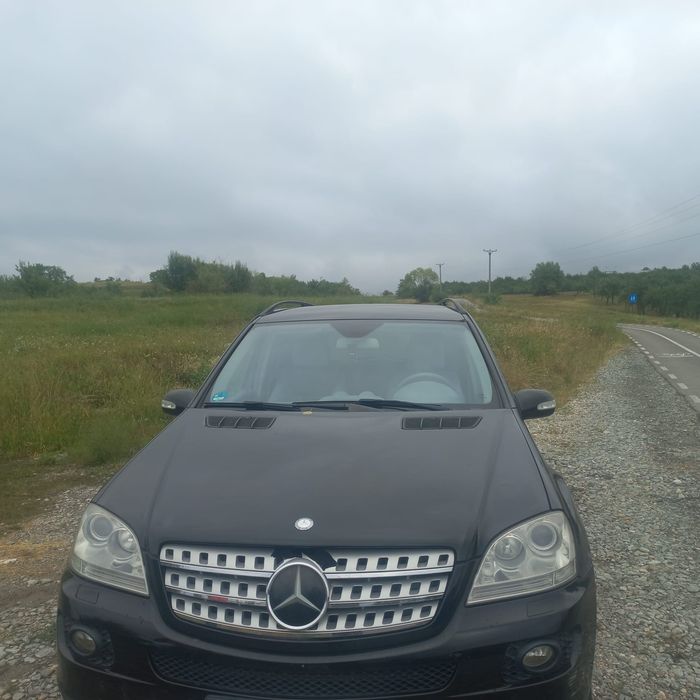 Vând Mercedes ml 320