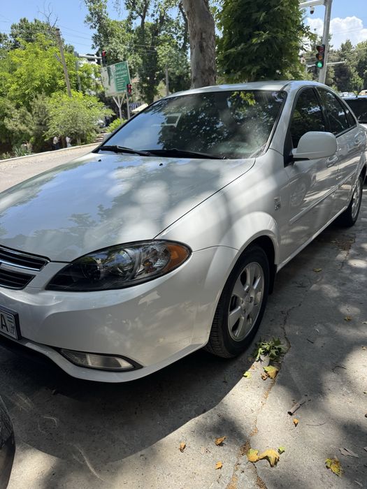 Продам джентру автомат