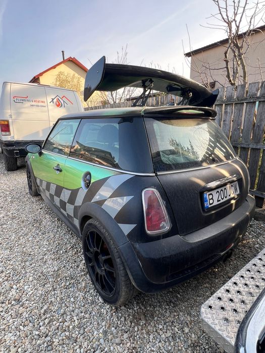 Mini Cooper S - Masina din Filmul Cursa