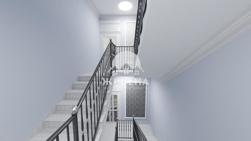 Продава се Тристаен апартамент в Варна, Център - 157 кв.м за 2946 €/кв.м - Снимка #3