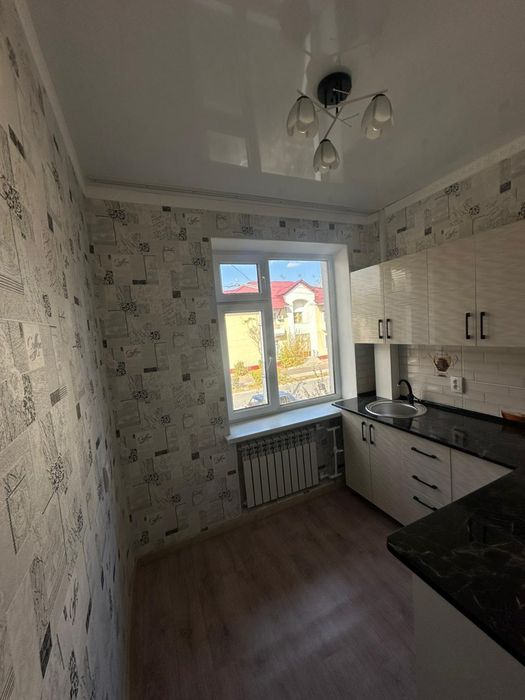 1 комнт кв на втором этаже