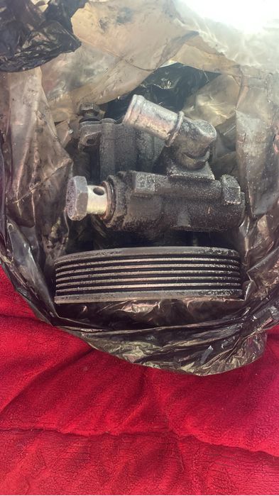 Продам гур на приору 2012г