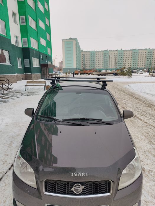 Продам поперечины багажник на крышу автомобиля на седан кобальт и на д