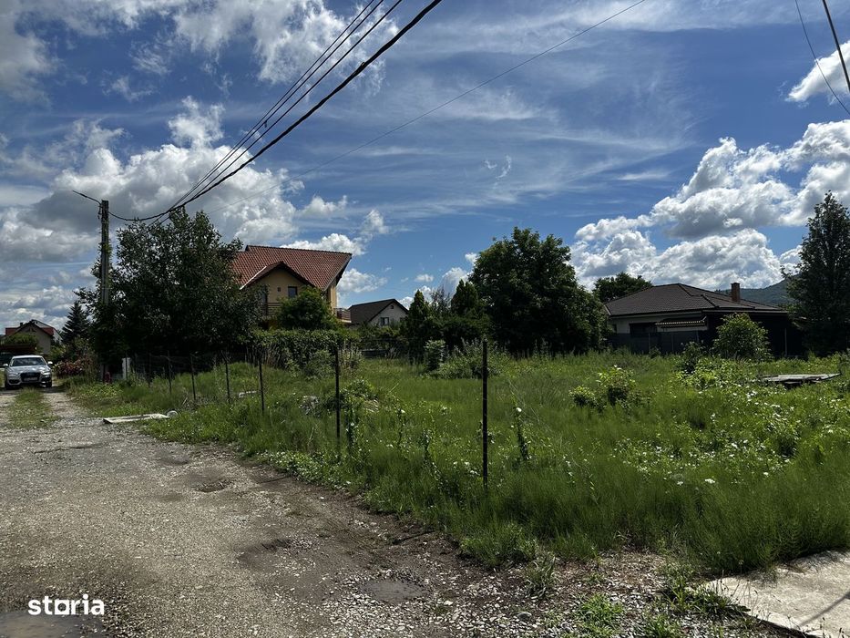 Teren 1.000 mp cu autorizație pentru 2 case Utilități