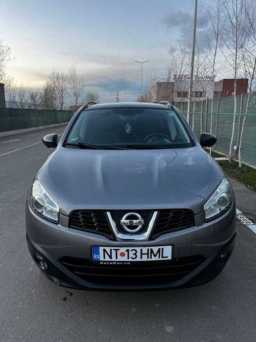 Vand Nissan Qashqai  model TEKNA