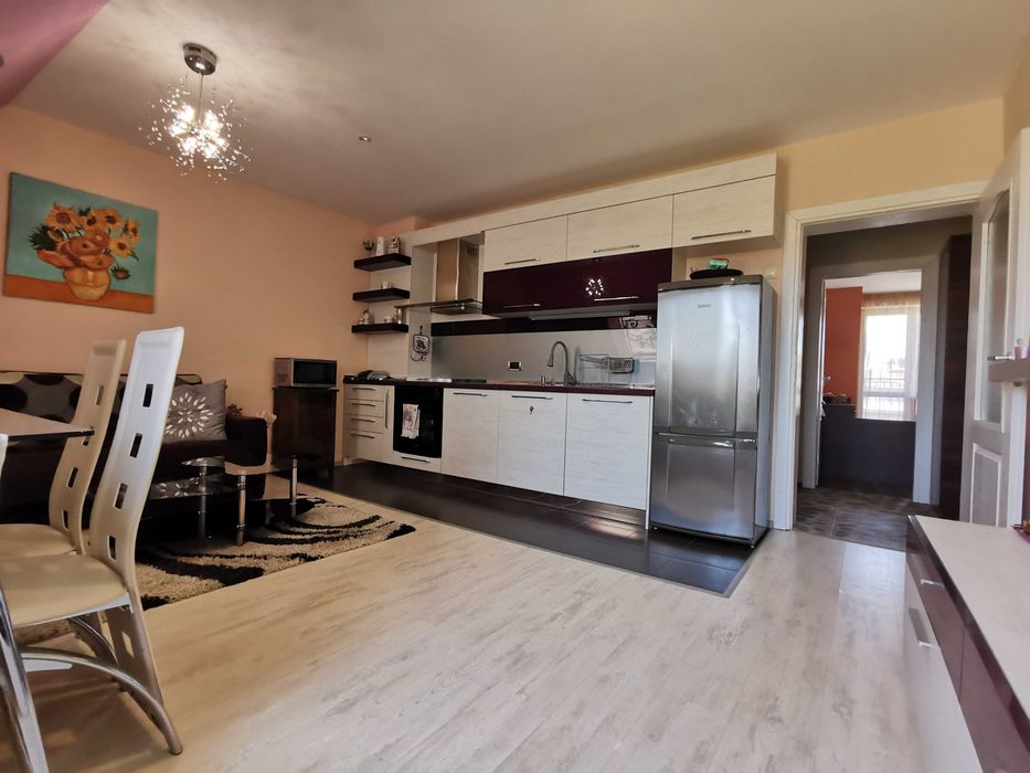 Продава се Тристаен апартамент в Пловдив, Кършияка - 70 кв.м за 10 €/кв.м - Снимка #2