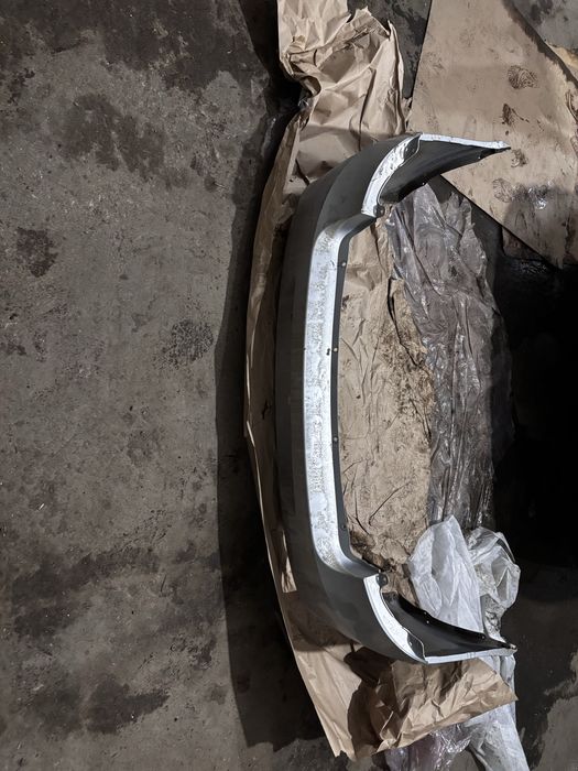 продам задний бампер лада гранта