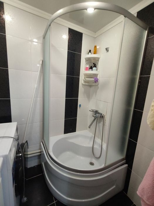 Душевая кабина с глубоким поддоном