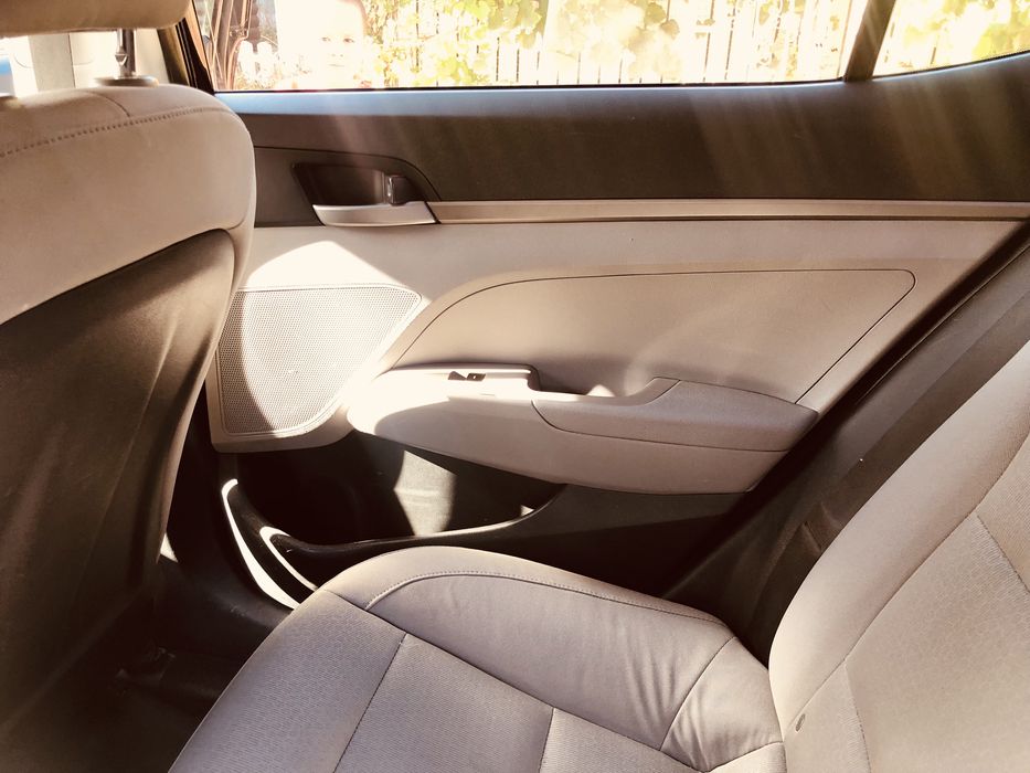 Подам элантра или обмен