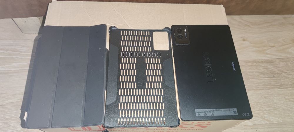 Lenovo Legion Tab 8.8, Gen 3  2025 12GB Ram + 256 GB cu Lenovo pen inc