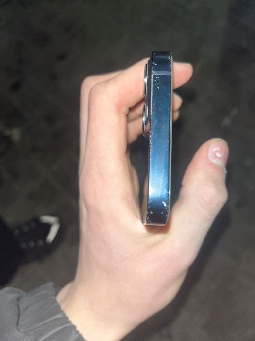 Продам айфон 13 на 128гб