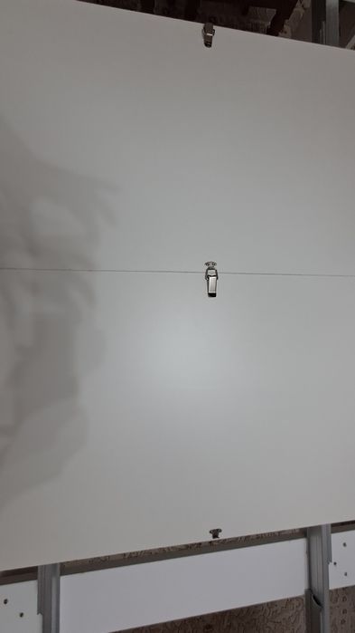 Стол- трансформер белого цвета, новинка.