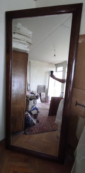 Голямо старинно огледало