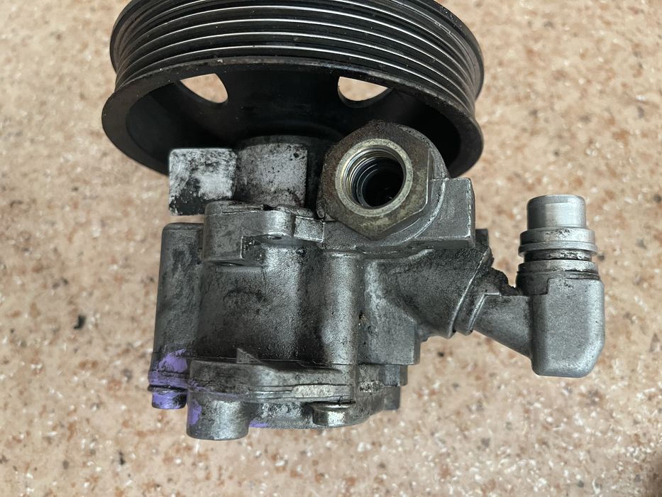 Насос гур на мотор 112