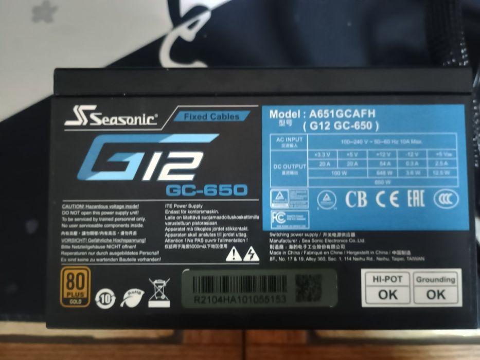 sursă Seasonic G12 GC-650 (650W), certificare 80+ Gold.