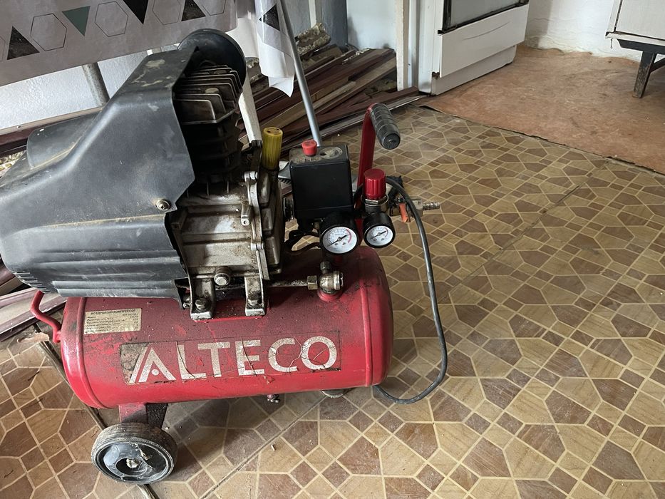 Поршневой компрессор Alteco