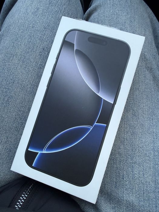 Продам айфон 16 про на 256