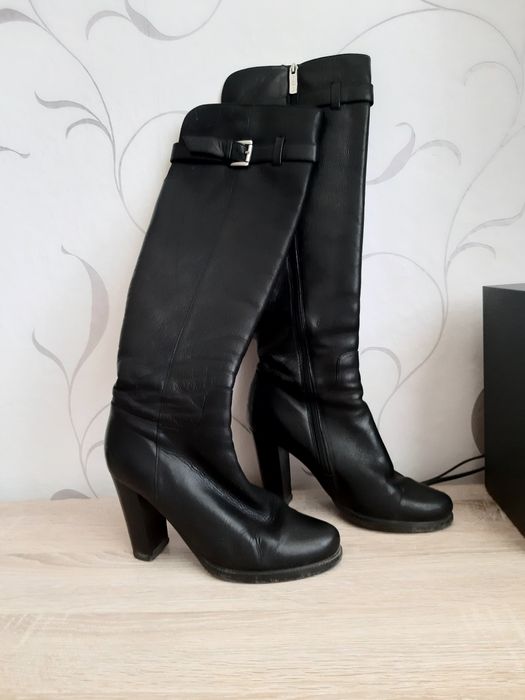 Продам демисезонные сапоги