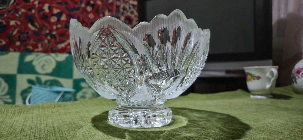 Хрустальные чаши для фруктов/декора