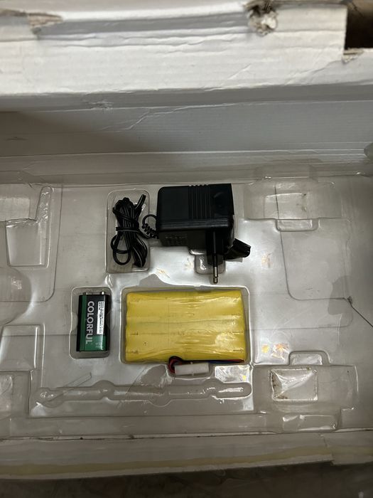 Машинка на пульте управления