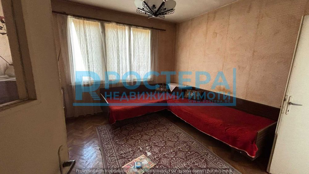 Продава се Четиристаен апартамент в Търговище, Център - 92 кв.м за 399 €/кв.м - Снимка #2