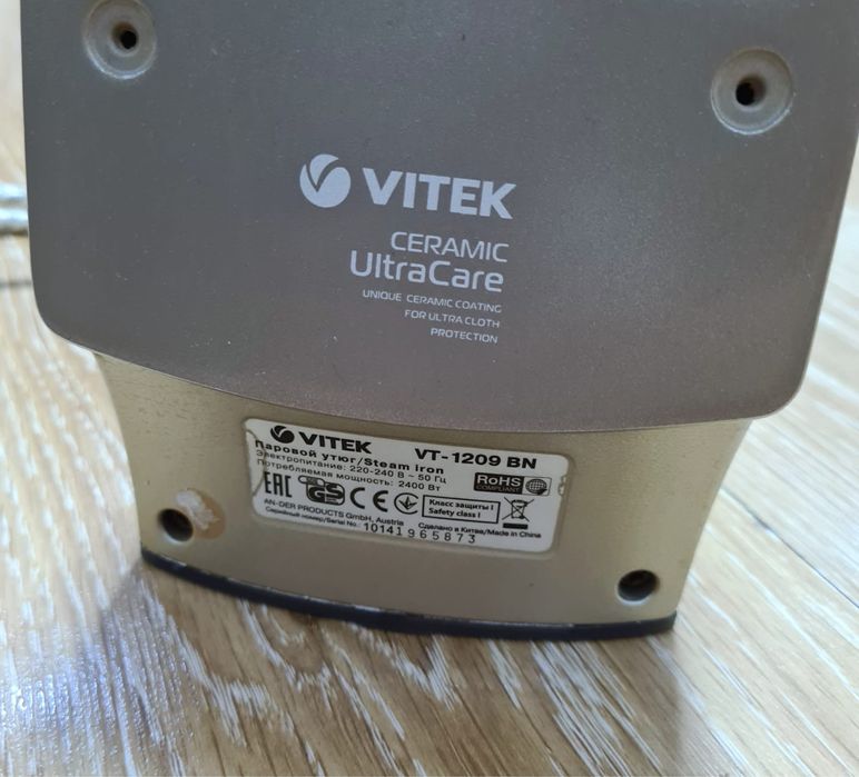 Утюг Vitek Ceramic