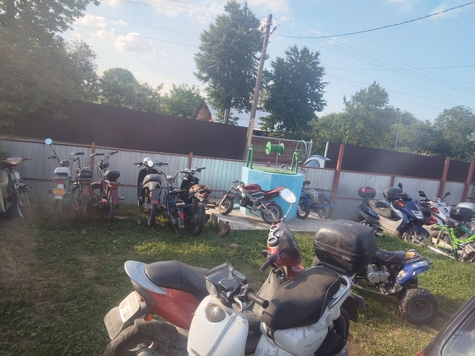 Vând scutere biciclete și drujbe