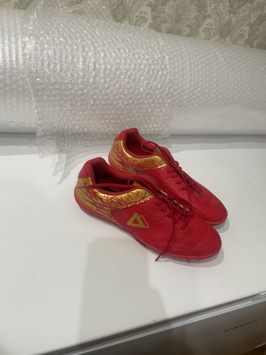 Новые кроссовки для бега