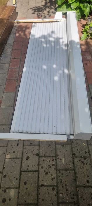 Rulou aluminiu+pvc pentru exterior, dimensiuni 220cm lungime + 90cm inaltime.