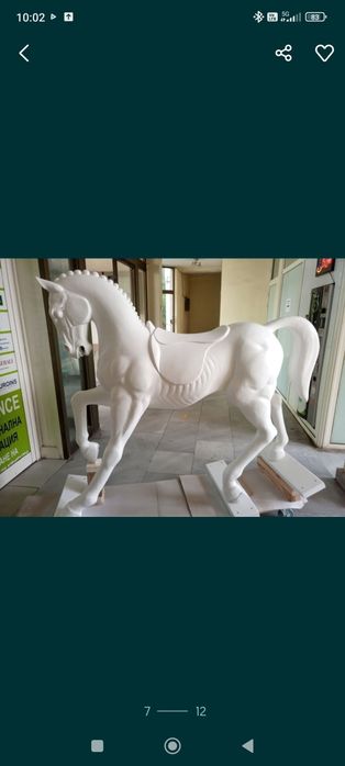 Кон от дърво люлеещ се