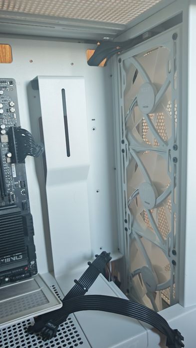NZXT H7 flow rgb
