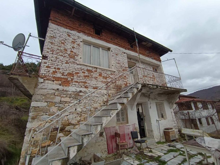 Къща в тихо и спокойно населено място