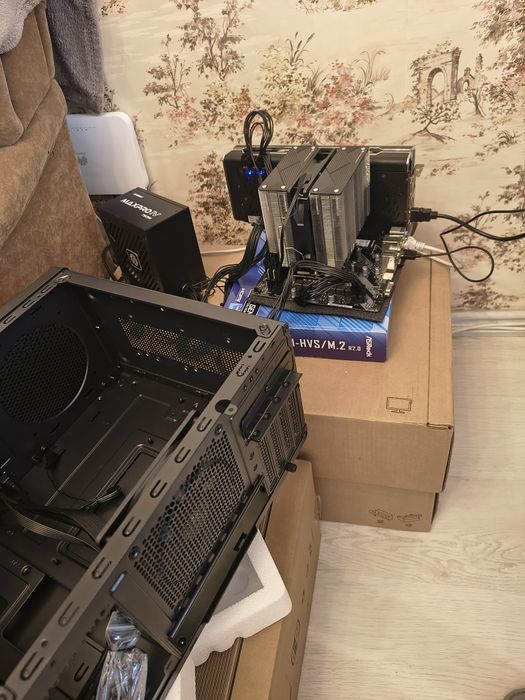 Placa baza LGA1700 AsRock H610M-HVS/M.2 NVME DDR4 ca noua garantie2027