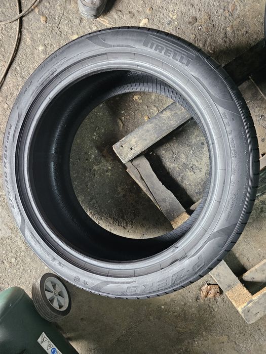2 anvelope vara 275 40 20 Pirelli Runflat 2019