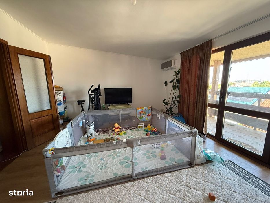 Apartament Spațios 3 Camere, 107 mp, Etaj 3/3 + 2 Parcări