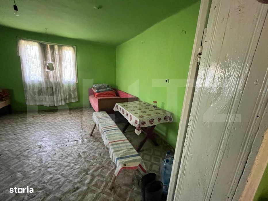 De vanzare casa intr-o zona de deal relaxanta