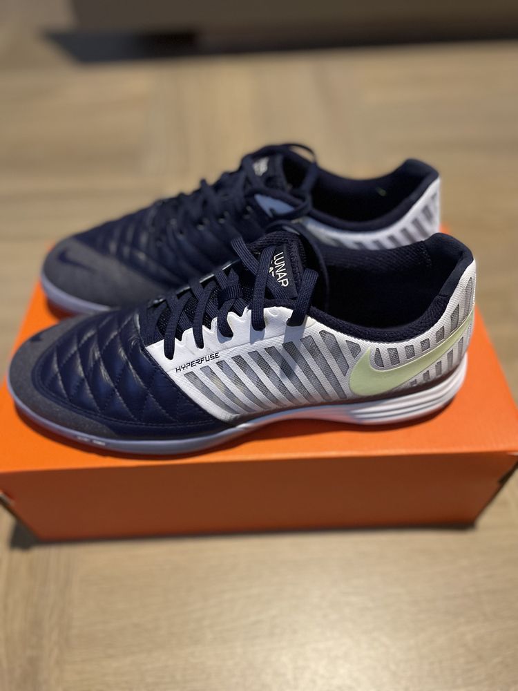 Ghete sala sintetic Nike Lunar Gato II Cluj Napoca OLX.ro