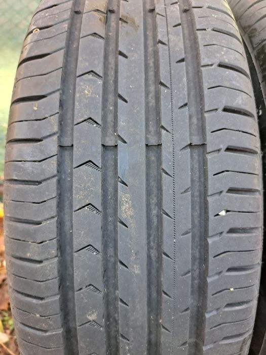 Set 2 anvelope vara Continental 205/60R16.